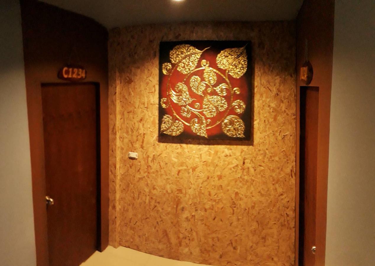Frutta Hostel Patong Luaran gambar